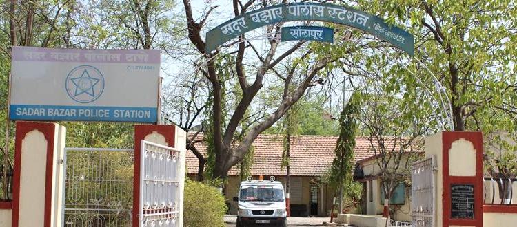 रिक्षेतच साधला डाव; सोन्याचे दागिने लंपास करणारी टोळी जेरबंद