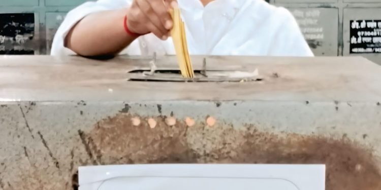 बार असोसिएशन निवडणुकीत आज रंगणार चुरशीचा सामना
