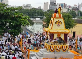 सिद्धेश्वर मंदिरासह प्रमुख मंदिरांत भाविकांची अलोट गर्दी