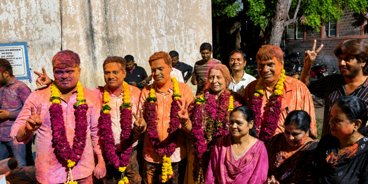 बार निवडणुकीत ‘विधीसंकल्प’चा झेंडा ; अध्यक्षपदी ॲड. संतोष पाटील विजयी