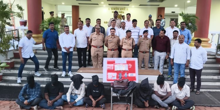 सिद्धेश्वर मंदिराजवळ चार लाखांची चोरी; तमिळनाडूतील सात जणांना बेड्या!