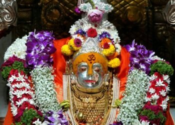 ‘आई राजा उदो उदो’च्या जयघोषात रुपाभवानी दरबारात घटस्थापना!
