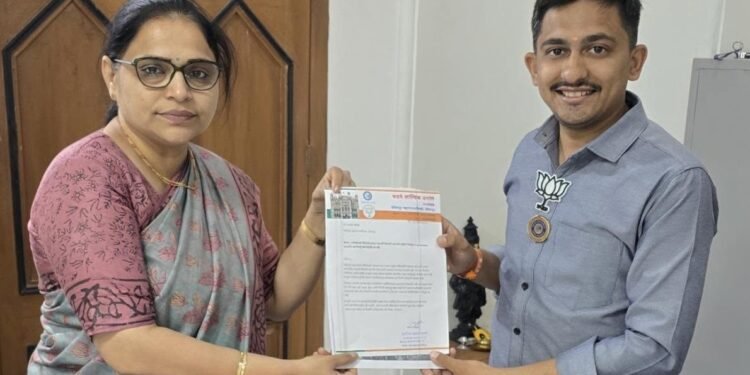 गणपती घाटावरील अस्वच्छतेचा प्रश्न ऐरणीवर; नगरसेवक सात्विक बडवे सरसावले!