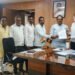 चिंचपूर बंधाऱ्यात ठणठणाट; पाण्यासाठी शेतकऱ्यांची जिल्हाधिकाऱ्यांकडे धाव!
